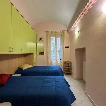 Trilocale 4 Posti Letto Nel Cuore Storico Di - Wh - * San Remo